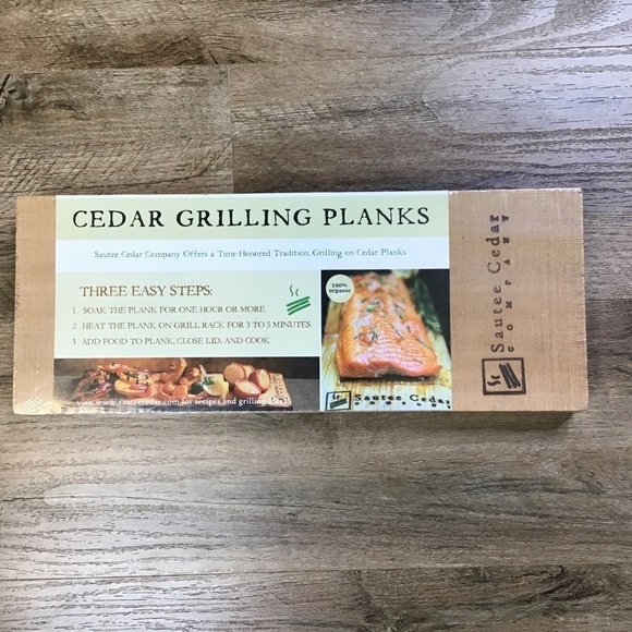 New Sautée Cedar Company Wood Planks 2 Pack Cooking BBQ Fish Meat Veggies Smoke - Picture 1 of 7